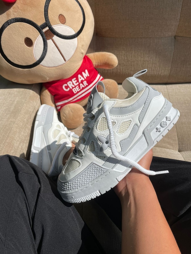 Louis Vuitton Gris Beige LV69